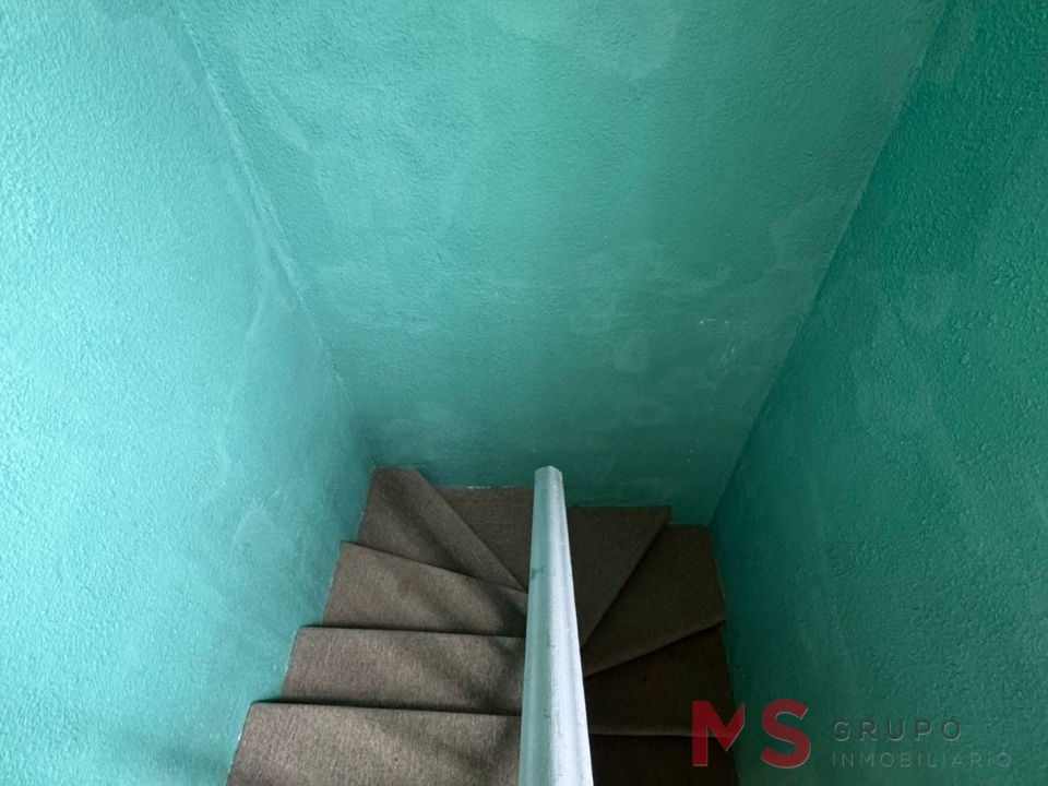 8bf18109-4fa2-4262-a520-ec9d4ee748c2